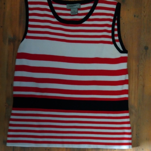 Designers Originals Red and White Striped Top - Picture 4 of 5